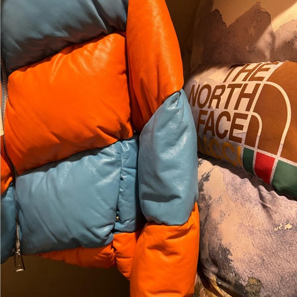 BOTTEGA VENETA Leather Puffer - Picture 10 of 14